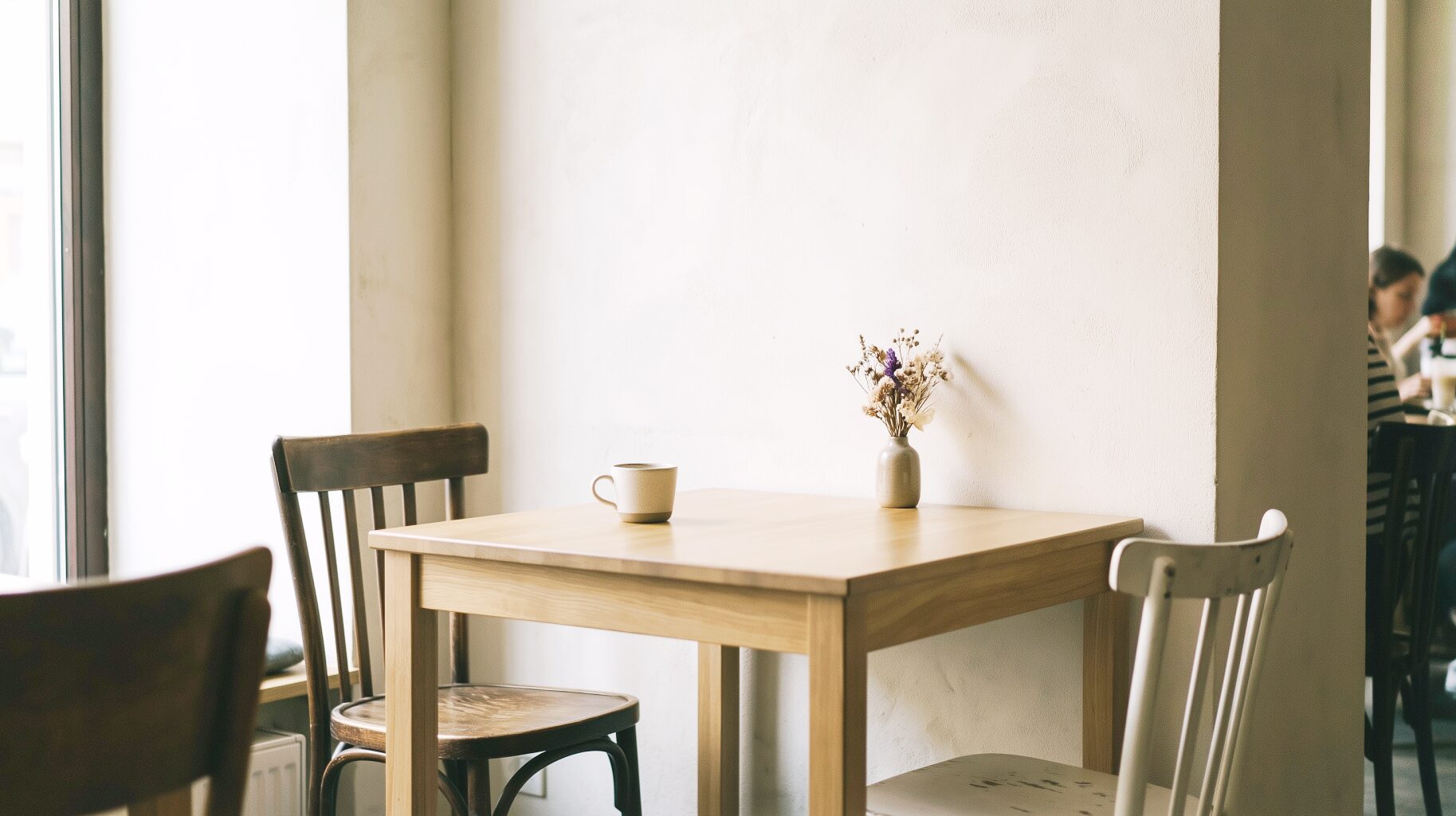 【無料】おしゃれなカフェテーブルの画像 / インテリアのフリー素材０